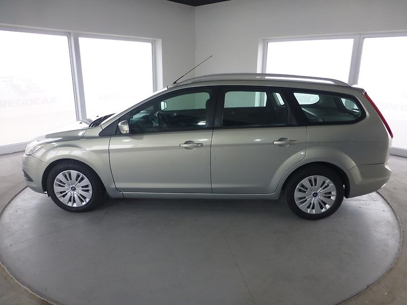 Ford Focus (2009) 1,6TDCI-80KW-KLIMATIZACE*TAŽNÉ - fotka 8 z 24