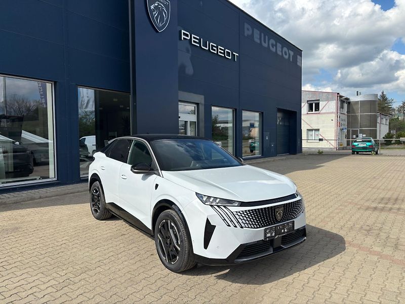 Peugeot 3008 (2026) GT Elektromotor 210 k / 73 kWh - fotka 1 z 22