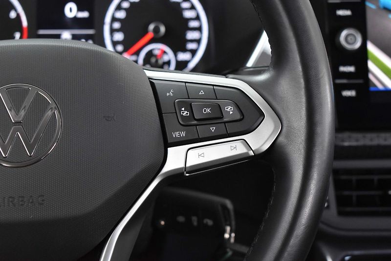 Volkswagen T-Cross TSI 81kW STYLE*KAMERA*ACC*ČR 1 - fotka 18 z 39