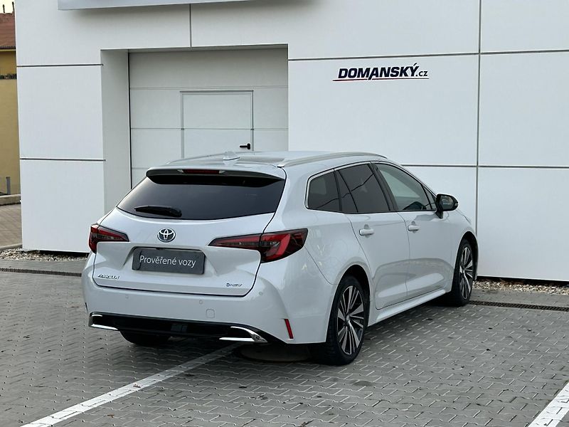 Toyota Corolla (2025) TS STYLE 1,8 HEV AT - fotka 4 z 14