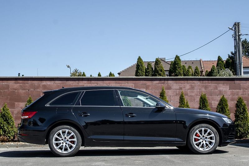 Audi A4 - fotka 4 z 27