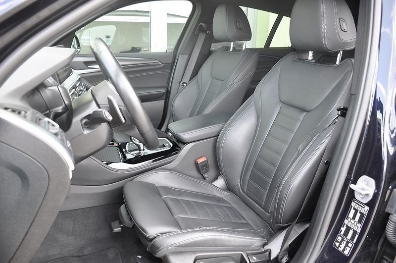 BMW X4 xDrive30d M-SPORT 1M ČR  - fotka 14 z 38