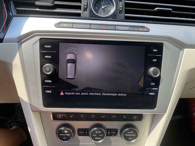 Volkswagen Passat (2019) 1.6 TDi, Comfortline, DSG - fotka 17 z 19