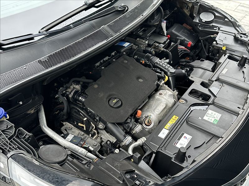 Peugeot 3008 1,5 BlueHDI 130PS  Active - fotka 48 z 55