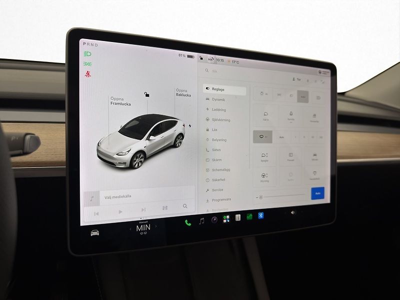 Tesla Model Y Long Range AWD - fotka 18 z 29
