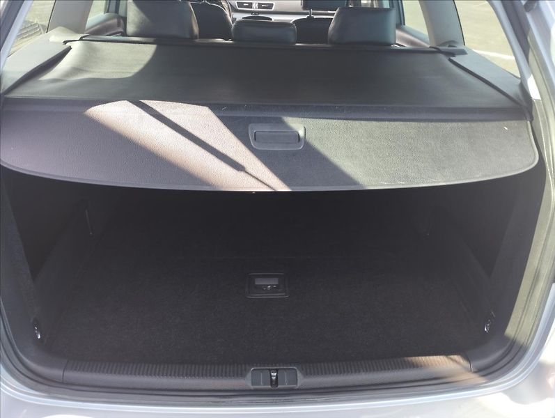 Volkswagen Passat 2,0 TDi 103KW DSG - fotka 17 z 17
