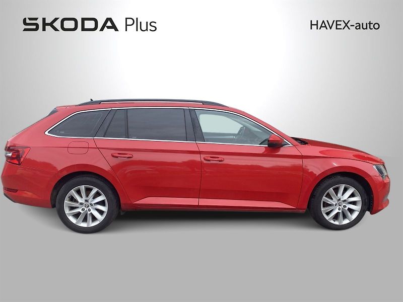 Škoda Superb (2016) Combi 2.0 TDI Ambition - fotka 3 z 31