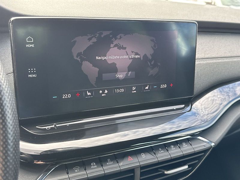 Škoda Octavia (2023) 2.0 TDI DSG Sportline - fotka 19 z 36