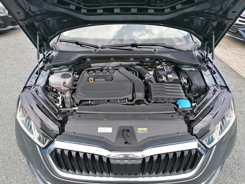 Škoda Octavia (2020) 1.5 TSi Style MATRIX KŮŽE - fotka 32 z 33