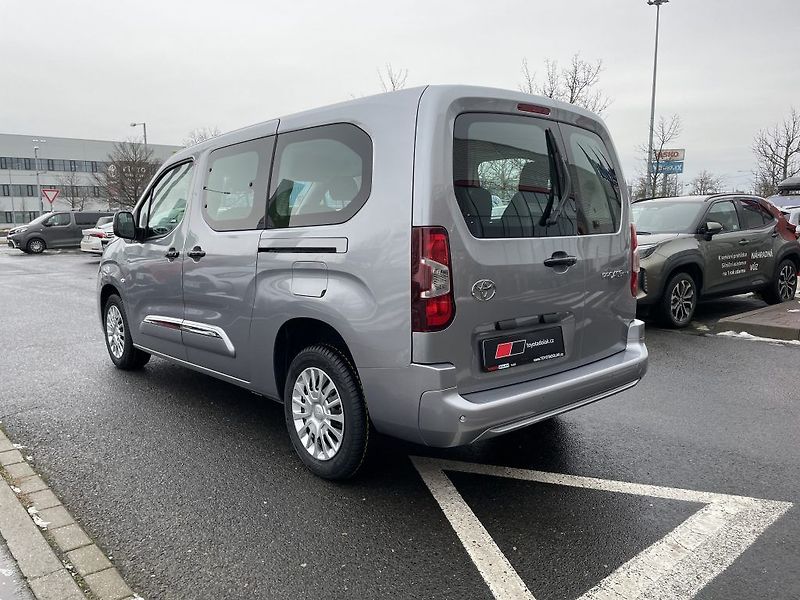 Toyota ProAce City Verso 1.5D MT 130k Business 7S - fotka 6 z 27