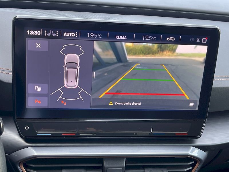 Cupra Formentor (2023) 1.5 TSI 110 kW DSG Basis - fotka 13 z 35