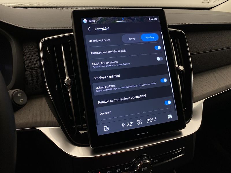 Volvo XC90 T8 AWD RECHARGE DARK REZERVACE - fotka 58 z 67