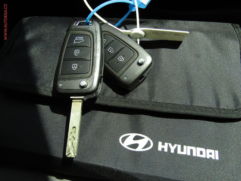 Hyundai i30 (2021) 1.5 T-GDi, 1.maj,ČR - fotka 20 z 22