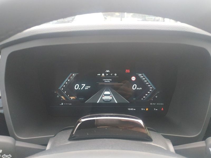 KGM Korando 1.5T, SMART,4WD, MT, SKLADEM - fotka 18 z 31