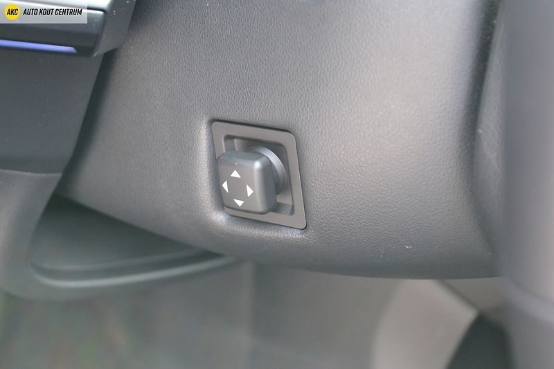 Hyundai Santa Fe 1.6T-GDI HEV 4WD CALLIGRAPHY 7 - fotka 81 z 95
