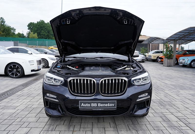 BMW X3 M40i xDrive/LED/21/355 PS - fotka 9 z 46