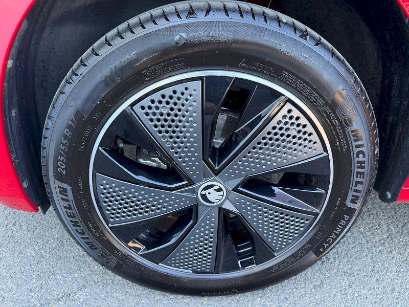Škoda Kamiq (2025) 1.0TSI 85kW Monte Carlo - fotka 35 z 35