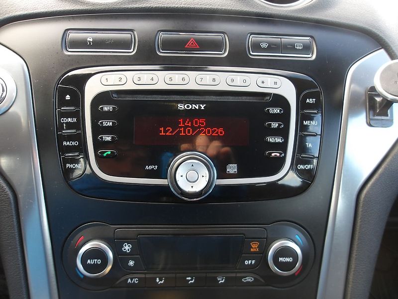 Ford Mondeo 2,0TDCi - fotka 23 z 25