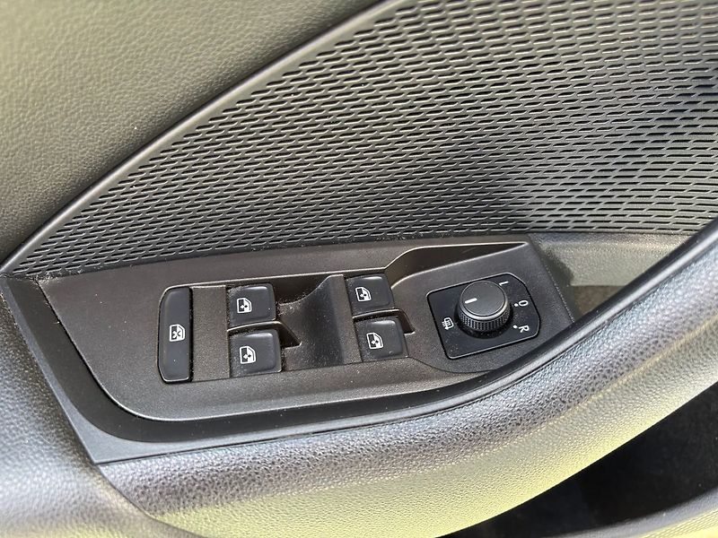 Škoda Octavia 1.5 TSI 110kW Combi, DPH - fotka 13 z 17