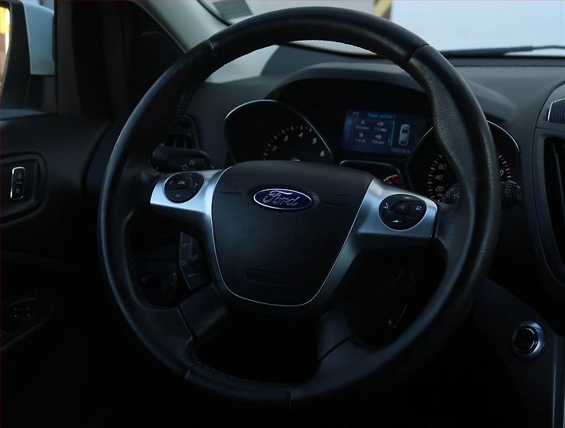 Ford Kuga (2016) 1.5 EcoBoost, Serv.kniha - fotka 19 z 20