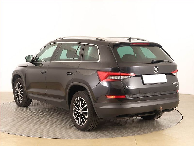 Škoda Kodiaq (2018) Style Plus 2.0 TDI 4x4 - fotka 4 z 19