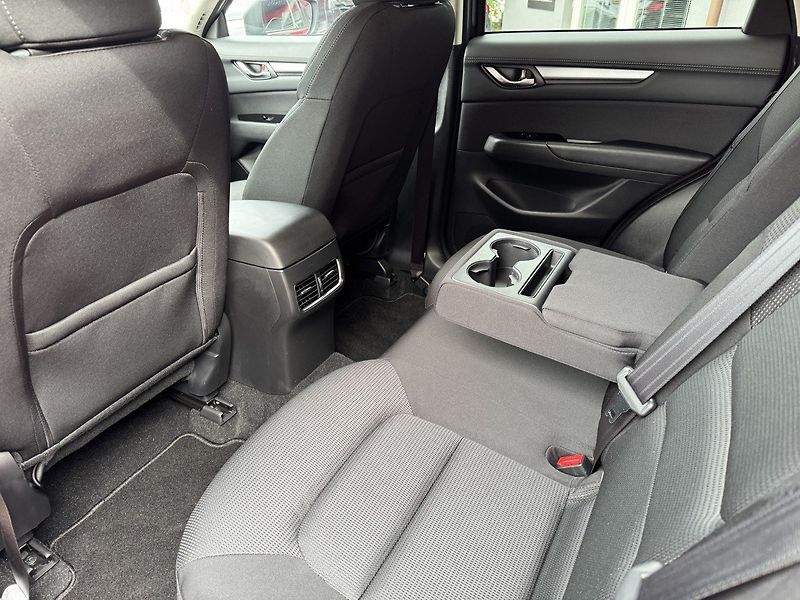 Mazda CX-5 (2018) 2.0i G-165 LED Navi Kamera - fotka 25 z 50