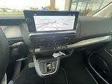 Toyota ProAce Verso 2.2D L2 180k AT VIP Skyview - náhled 17