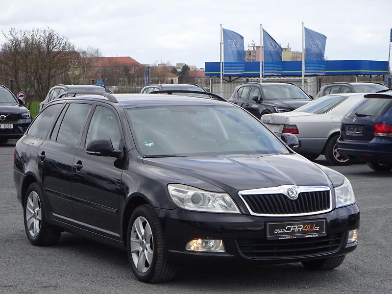 Škoda Octavia 1.2TSI 77kW NAVI TAŽNÉ SERVIS - fotka 3 z 39