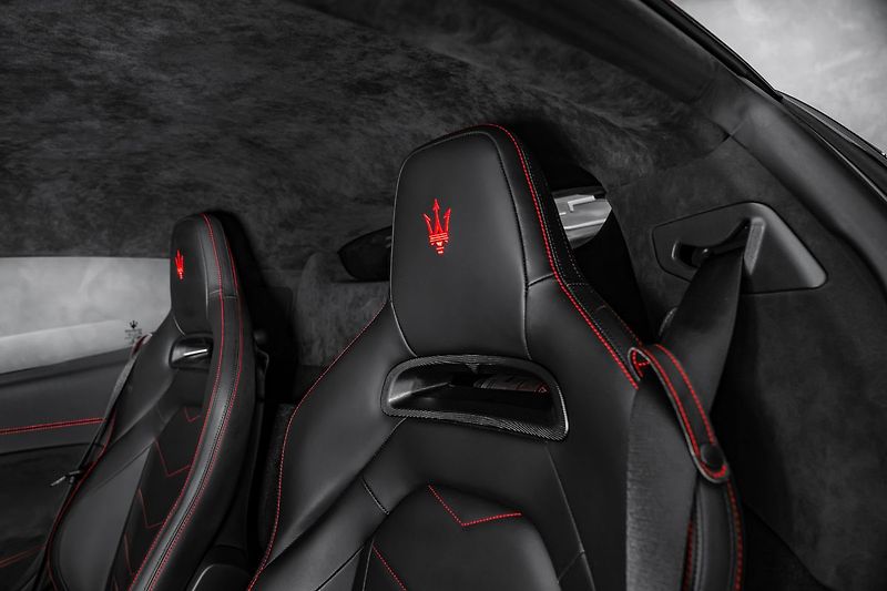 Maserati MC20 Lift, kamera, PPF, ZÁRUKA - fotka 21 z 25