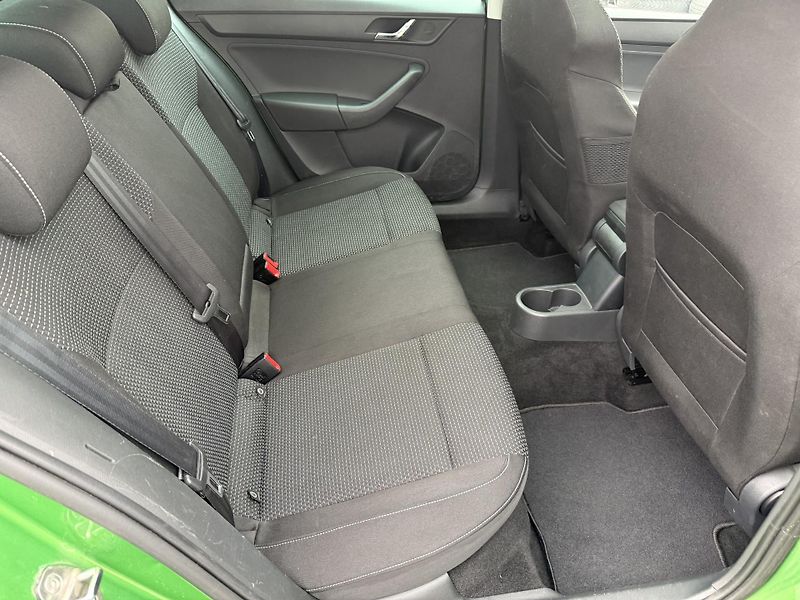 Škoda Rapid 1,6TDI 77kW Po Rozvodech - fotka 15 z 23