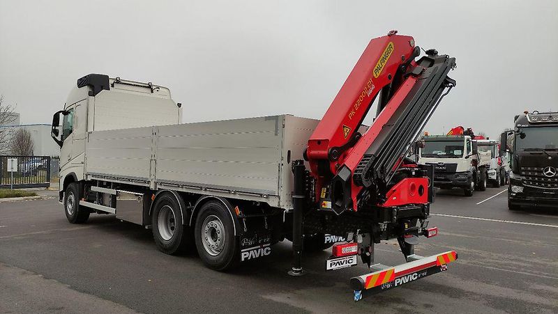 Volvo (2025) FH 460 6x2 Palfinger nebo Fass - fotka 5 z 18