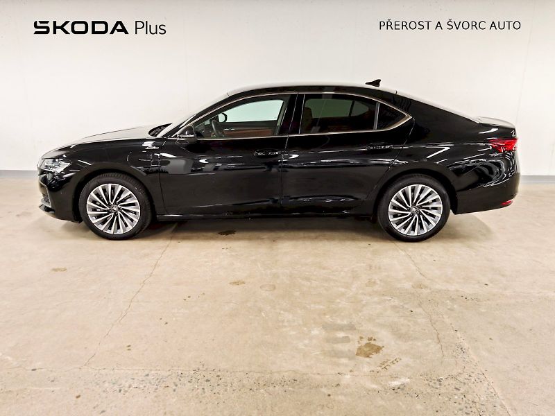 Škoda Superb (2025) iV 1.5 TSI 150 kW DSG L&K - fotka 3 z 34