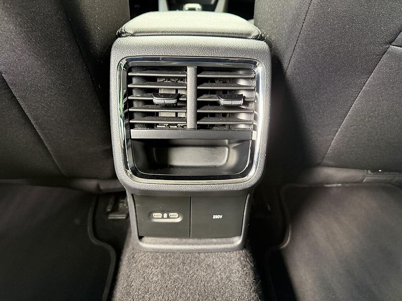 Škoda Octavia DSG 2,0 TDi 110 kW Style - fotka 21 z 25