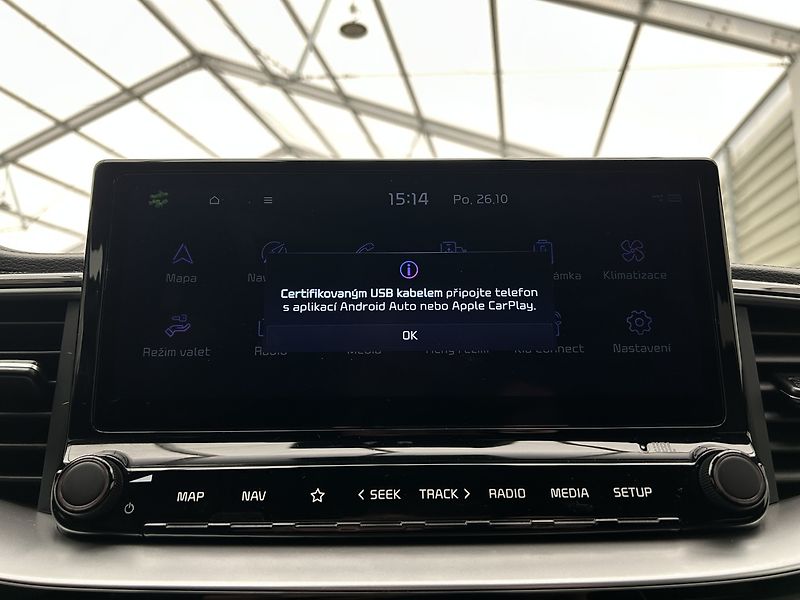 Kia ProCeed 1.5 T-GDi  GT LINE PLUS - fotka 13 z 29