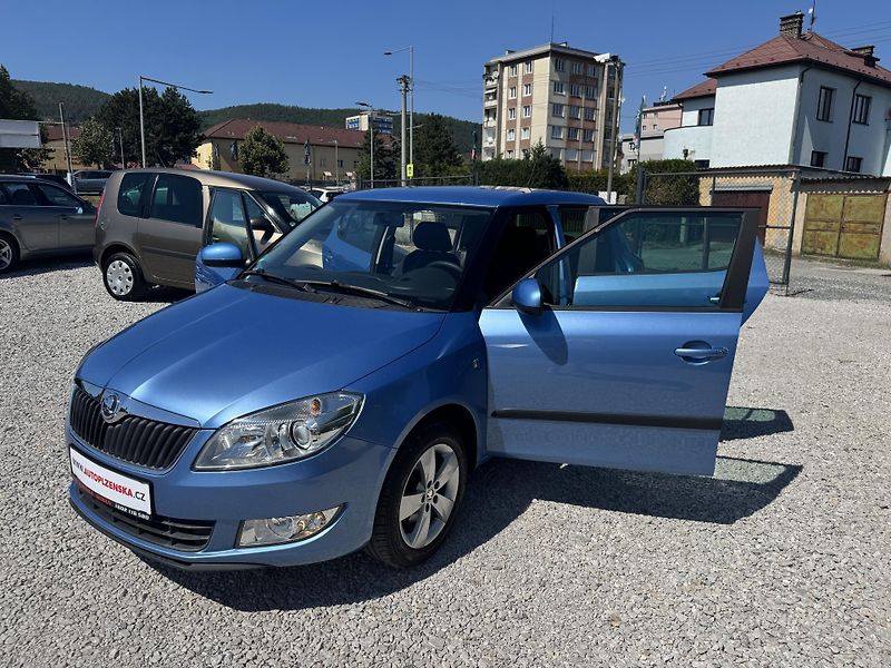 Škoda Fabia (2014) 1.4-16V(63KW)rezervace - fotka 11 z 38