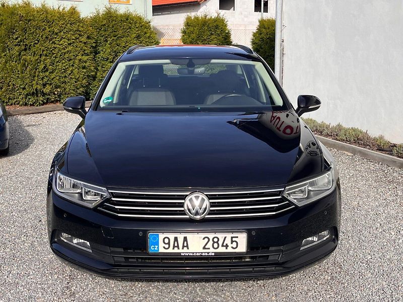 Volkswagen Passat (2017) 2.0 TDi DSG Navi DPH - fotka 6 z 20
