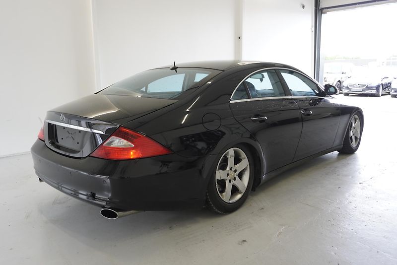 Mercedes-Benz CLS (2005) CLS350 3,5I AUTOMAT - fotka 5 z 31