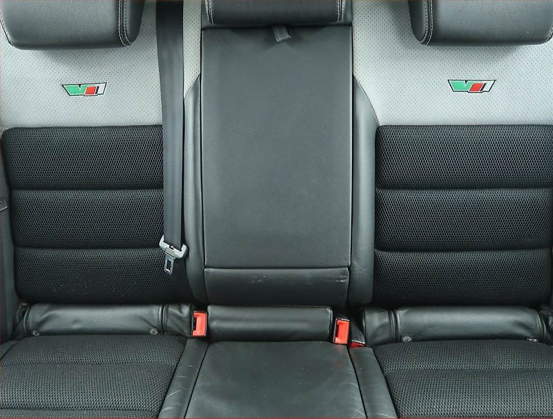 Škoda Octavia (2009) RS 2.0 TFSI, Xenony, Tempomat - fotka 10 z 15