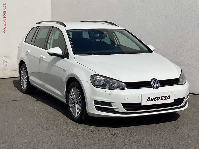 Volkswagen Golf (2015) 1.2 TSi, CUP, výhřev sed - fotka 1 z 17