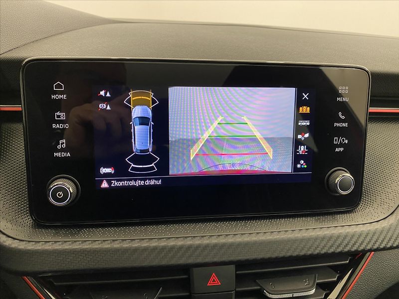Škoda Scala 1,0 TSI 85kW Monte Carlo - fotka 13 z 30