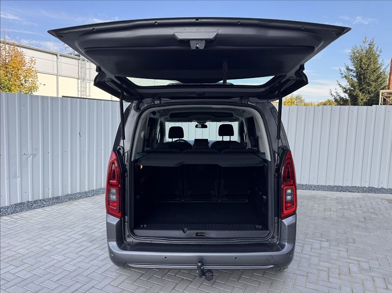 Opel Combo 1,2 T LIFE DPH tažné 1.maj ČR - fotka 13 z 50