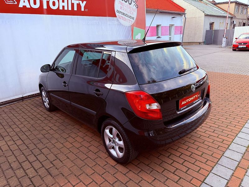 Škoda Fabia 1.4 Style Edition, Serviska, 1 - fotka 8 z 25