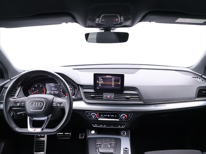 Audi Q5 2,0 TDI S-line 4x4 CZ - fotka 25 z 32