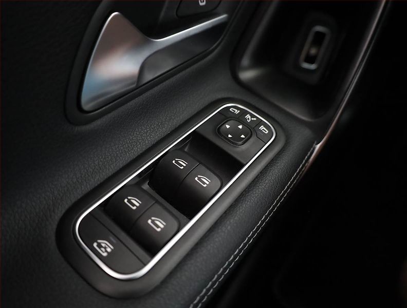 Mercedes-Benz CLA (2021) 220 d 4MATIC - fotka 17 z 21