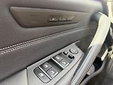 BMW Řada 5 (2023) 530d Touring xDrive - náhled 25