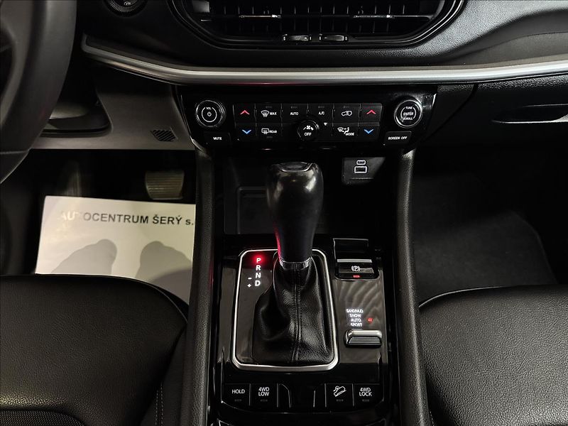Jeep Compass 1.3 T4 4xE HYBRID LIMITED DPH - fotka 31 z 43