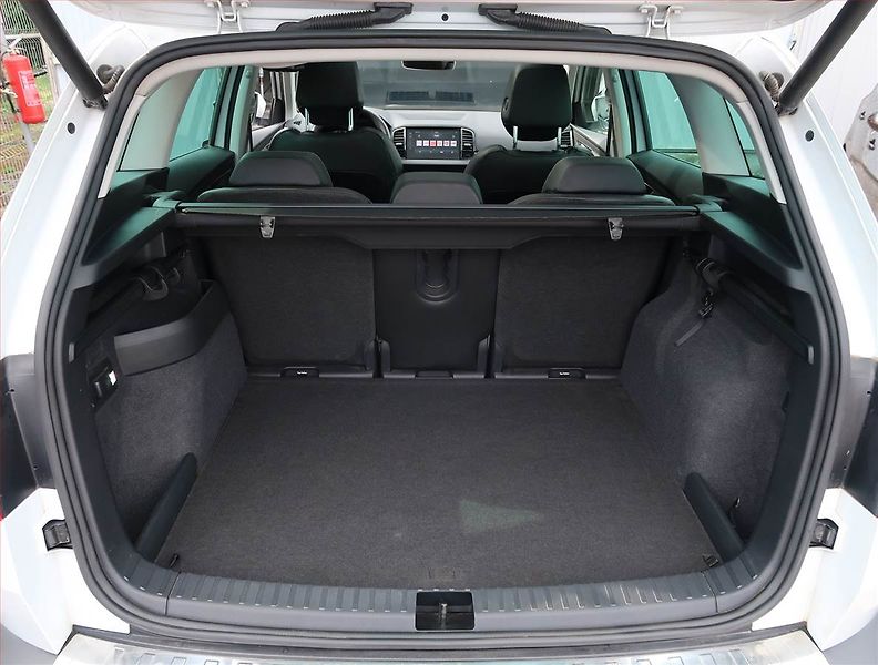 Škoda Karoq (2018) Style Plus 2.0 TDI - fotka 14 z 26