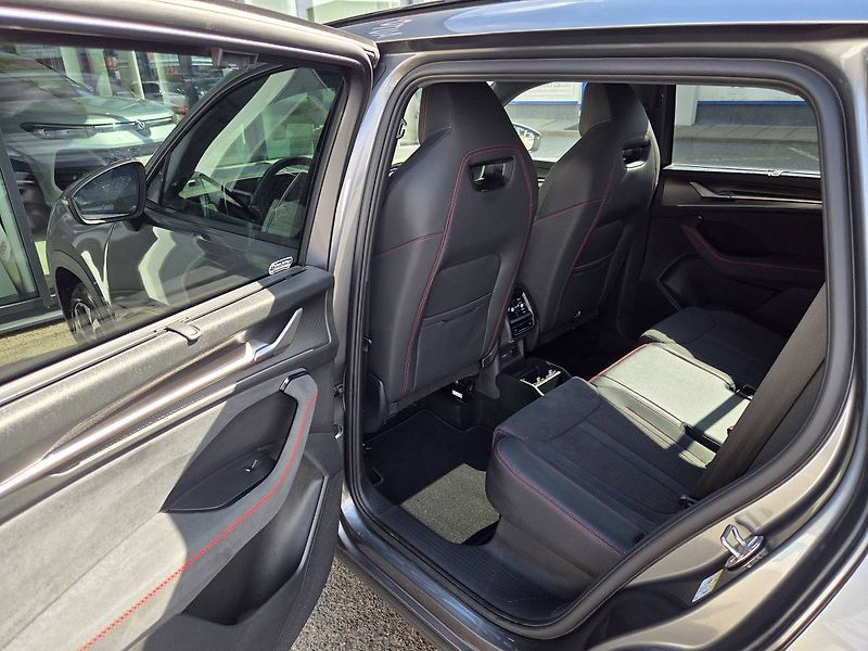 Škoda Kodiaq (2025) 2.0 TSI RS - fotka 33 z 46