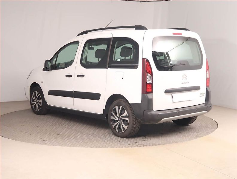 Citroën Berlingo (2018) XTR 1.6 BlueHDi, 5Míst, ČR - fotka 4 z 13