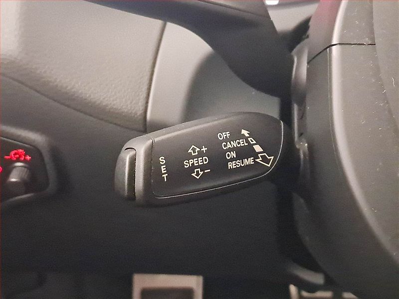 Audi Q5 (2013) Exclusive 2.0 TFSI, 4X4 - fotka 17 z 21